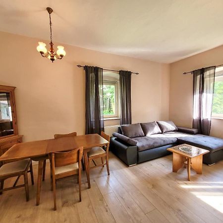 Pferdegut Schloss Treffen Apartments Gortschach  Экстерьер фото