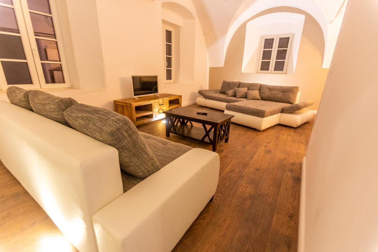 Pferdegut Schloss Treffen Apartments Gortschach  Экстерьер фото