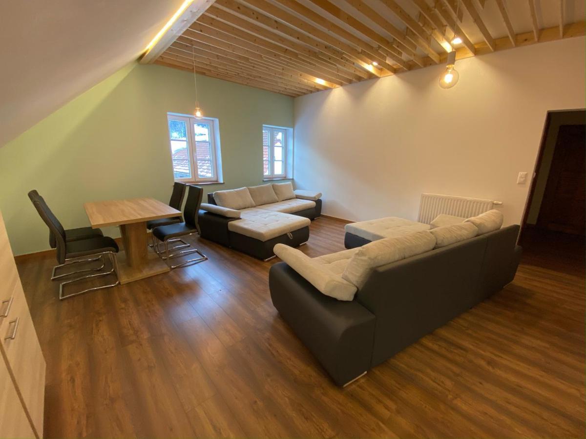 Pferdegut Schloss Treffen Apartments Gortschach  Экстерьер фото