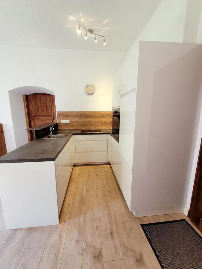 Pferdegut Schloss Treffen Apartments Gortschach  Экстерьер фото